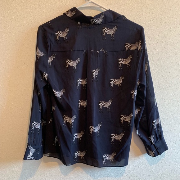 Alice + Olivia new blue zebra silk button down top - Picture 8 of 8